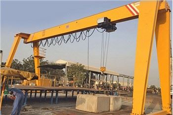 Macara industrială Gantry